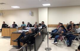 Rafael Esquivel y otros procesados durante la audiencia de juicio oral y público.
