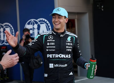 George Russell (Mercedes) celebra la "pole position" conseguida para el GP de España.