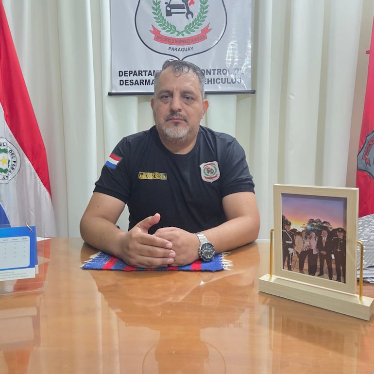 Comisario Abelardo Acosta, jefe del departamento Control de Desarmaderos de Automotores.