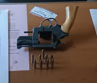 Arma presuntamente utilizada para asesinar al suboficial inspector Benito Javier Báez Figueredo.