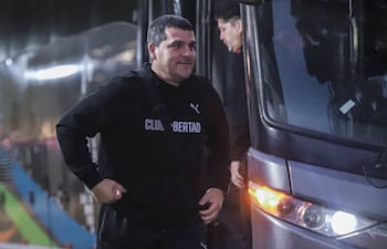 Juan Eduardo Samudio Serna (47 años), con efímero paso como director técnico de Libertad.
