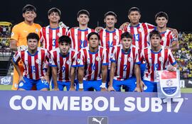 Formación titular que presentó Paraguay el miércoles pasado ante Colombia. (Foto gentileza de Conmebol).