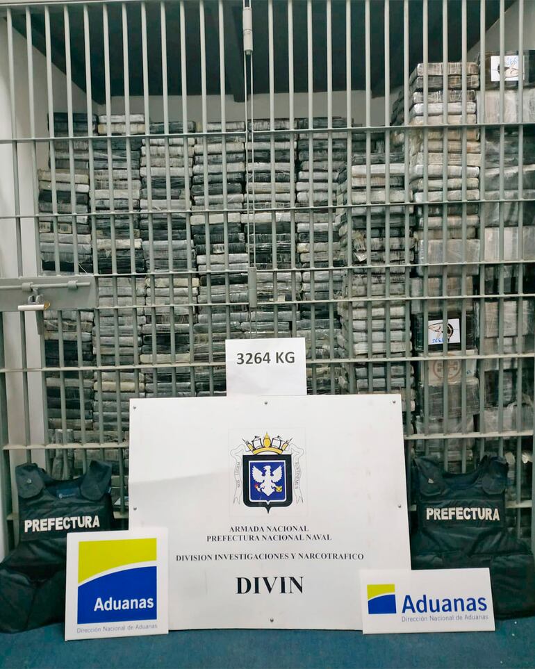 El 20 de noviembre de 2019 fueron incautados 3.264 kilos de cocaína en el puerto de Montevideo, Uruguay. La carga salió del Puerto Seguro Fluvial de Villeta entre granos de arroz.