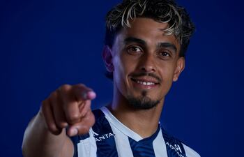 De esta forma, Talleres de Córdoba hizo oficial la llegada de Ronaldo Iván Martínez Rolón, delantero paraguayo de 29 años.