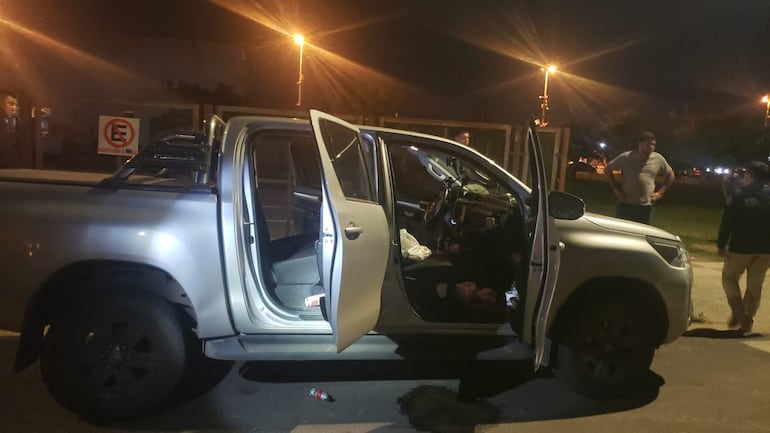 La camioneta en la que se desplazaba el ahora detenido.