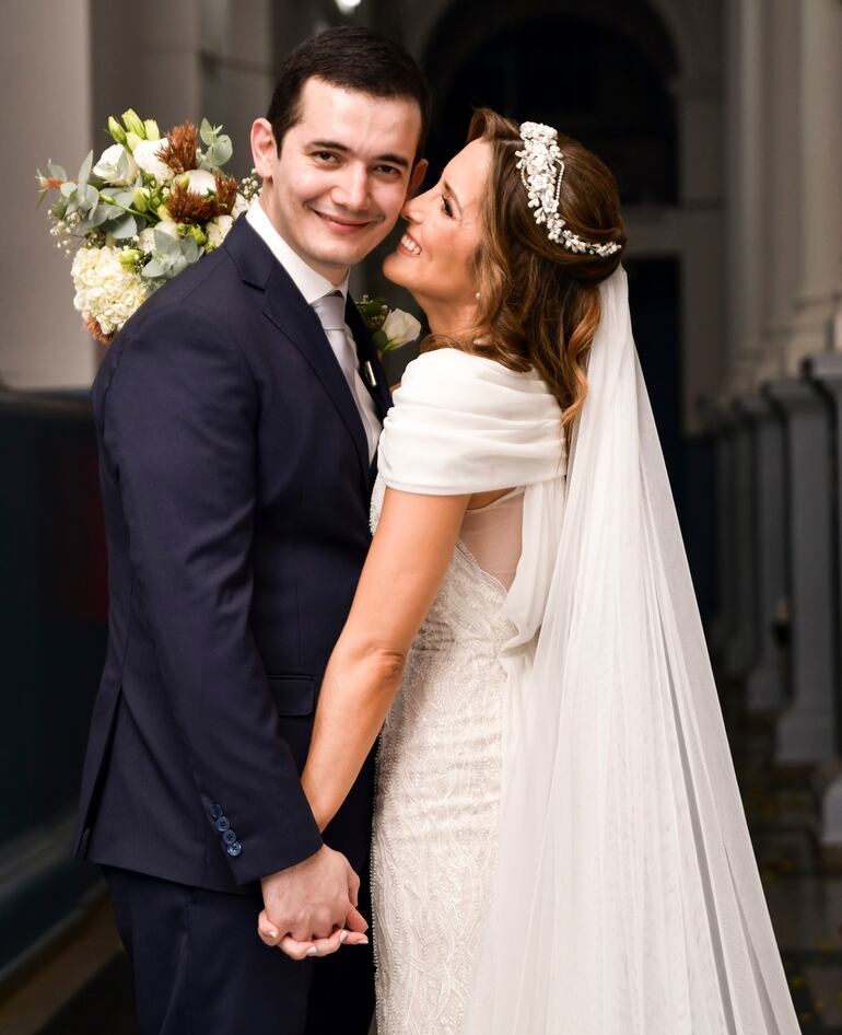 Muy enamorados Verónica Ocampos Velázquez y Fernando Cuenca Mora “Vampi”.