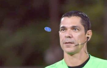Mario Díaz de Vivar impartirá justicia en el juego entre el 2 de Mayo y Olimpia, el miércoles en Pedro Juan Caballero.