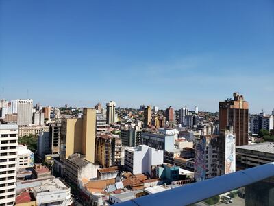 Microcentro de Asunción. Clima, pronóstico del tiempo, temperatura, cielo despejado.