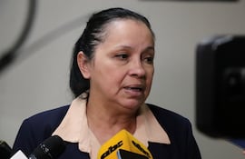 Senadora Yolanda Paredes.