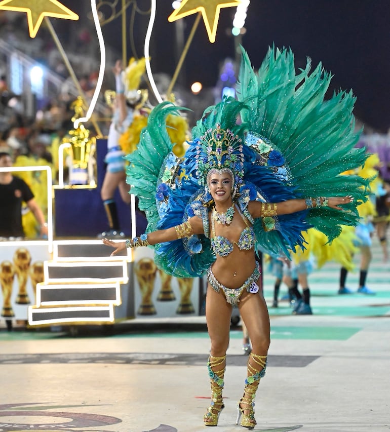 El carnaval encarnaceno se posiciona como una de las fiestas culturales más emblemáticas del Paraguay.