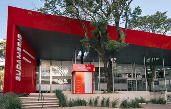 Nueva sede del Grupo Sudameris, habilitada recientemente en Asunción.