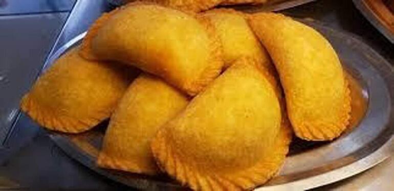 Empanada de mandioca.