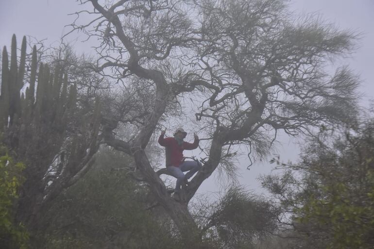 Los aficionados en los tramos de la Etapa 1 del Rally del Chaco 2023 en Mariscal Estigarribia.