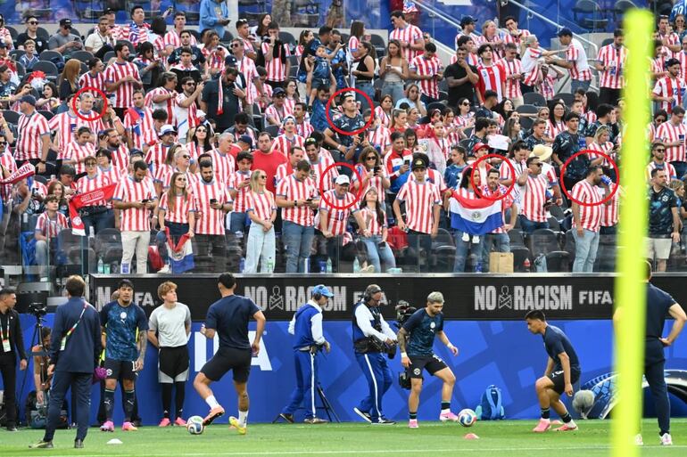 Delegación de autoridades paraguayas en el SoFi Stadium.