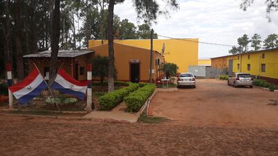 Fachada del Colegio de Policía de Coronel Oviedo.