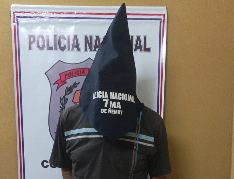 El conductor del vehículo quedó detenido en la Comisaría.