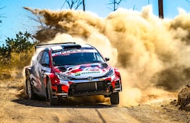 Alejandro Galanti y Marcelo Toyotoshi (Toyota GR Yaris Rally2), a pesar del problema mecánico que tuvieron, consiguieron terminar la etapa 1.