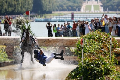 Secuencia de la caída del jinete ecuatoriano.

