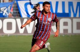 Juan Marcelo Escobar (30 años), futbolista paraguayo del Godoy Cruz de Mendoza.