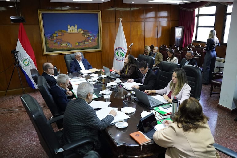 IPS endurece requisitos para subasta de bienes; rechazan venta directa y concursos cerrados