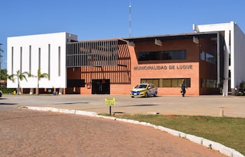 Fachada de la Municipalidad de Luque. (Archivo).