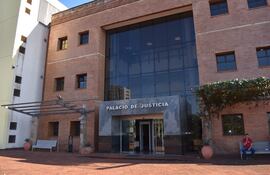 Palacio de Justicia de Pedro Juan Caballero.