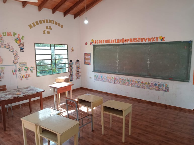 Escuela Básica N° 6151 Nueva Esperanza, en Mauricio José Troche.