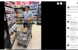 Ministro Baruja presumió sus compras y las críticas no se hicieron esperar.