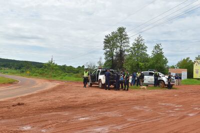Fuerte control policial en puntos estratégicos en Independencia y Paso Yobái de Guairá.