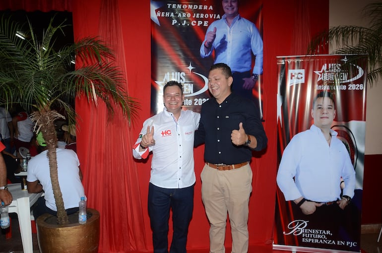 Luis Guillén y el gobernador de Amambay Juan Acosta (ANR, HC).