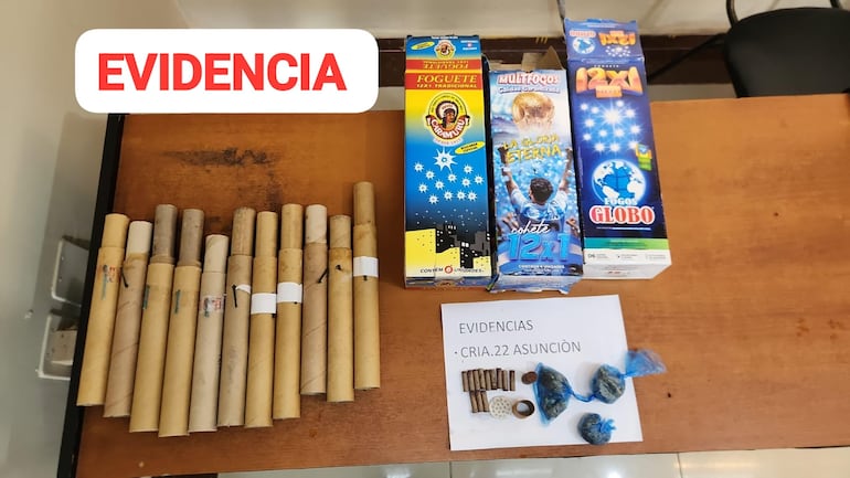 Evidencias incautadas a hinchas detenidos en el marco del superclásico entre Cerro Porteño y Olimpia.