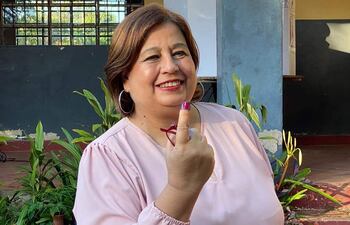La senadora Esperanza Martínez, la única legisladora del Frente Guasu en el Congreso Nacional.