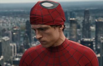 Tom Holland en el tráiler PlayStation.