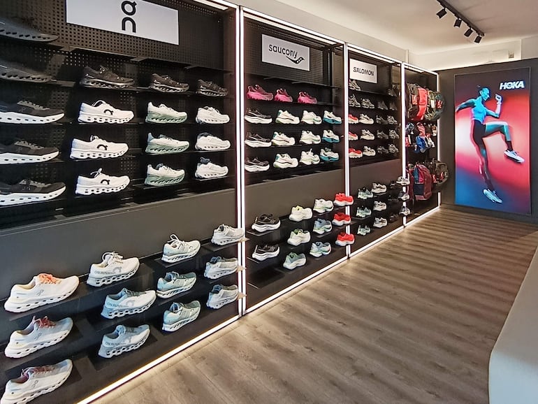 La nueva tienda TL Sports & Outdoors en Costa Brava reúne marcas prestigiosas del mundo del deporte y la aventura.