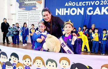 Con mucho entusiasmo se han preparado los niños/as y cada uno compitió en la defensa de sus colores,