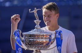 Holger Vitus Nodskov Rune, destacado tenista danés de 23 años.
