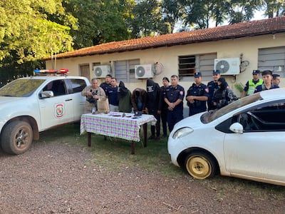 Presuntos asaltantes detenidos tras robar un auto a un conductor de plataforma en Cambyretá