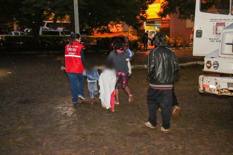 Bajas temperaturas: lanzan operativo para asistir a niños vulnerables