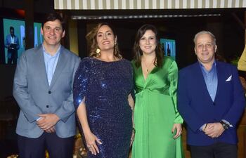 José San Martin, Karen Coronel, Jessica Benítez y Marcelo Berenstein.