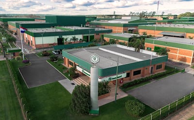 Con 35 años interpretando las necesidades del suelo, Tecnomyl respalda su crecimiento con estándares internacionales ISO que garantizan calidad y seguridad en cada proceso.