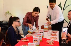 La Gobernación de Paraguarí, a cargo de Norma Zárate de Monges (ANR, HC), anuncia que quiere llegar a 17.535 alumnos con la alimentación escolar en 2024.