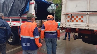Ayuda humanitaria por parte de la SEN para familias afectadas por la crecida de los ríos.