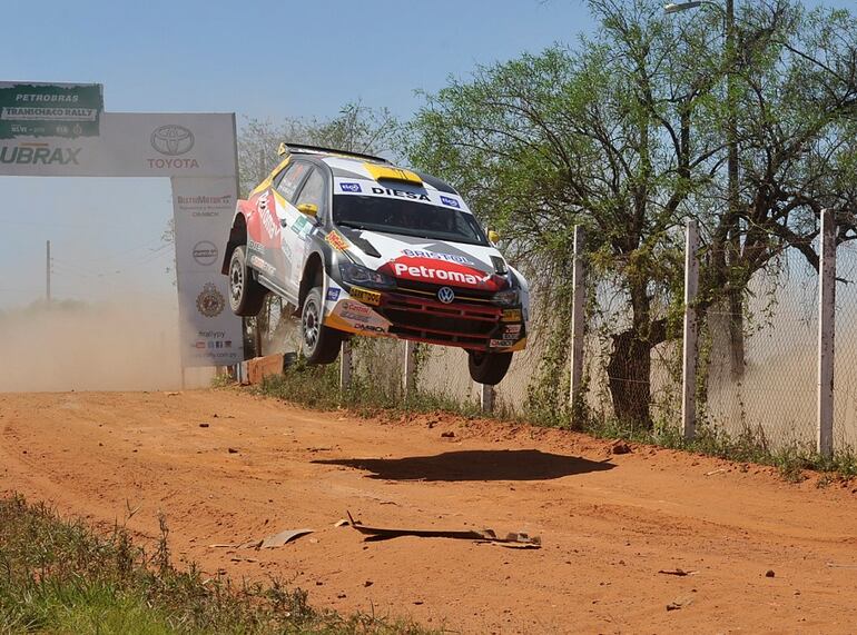 Gustavo Saba, navegado por Marco Canillas, en el Volkswagen Polo GTI R5, logró ser el más rápido en el 2019, aunque ese año no fue a competir al Chaco.