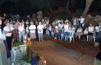 El cura párroco de la Catedral de San Lorenzo, ofició la misa en honor a Tobías Suárez.