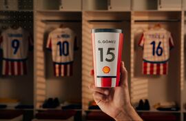 Shell presenta esta colección de vaso Hydrate Albirrojo, para alentar a la Selección Paraguaya de Fútbol.