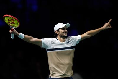 Valentin Vacherot, que hasta hace poco no figuraba en el mapa del tenis, sigue sorprendiendo con su alto nivel que le permite quemar etapas en París.