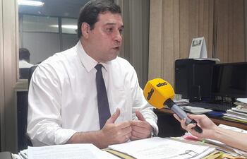 Benito Torres, director general de Asesoría Jurídica de la Municipalidad de Asunción.