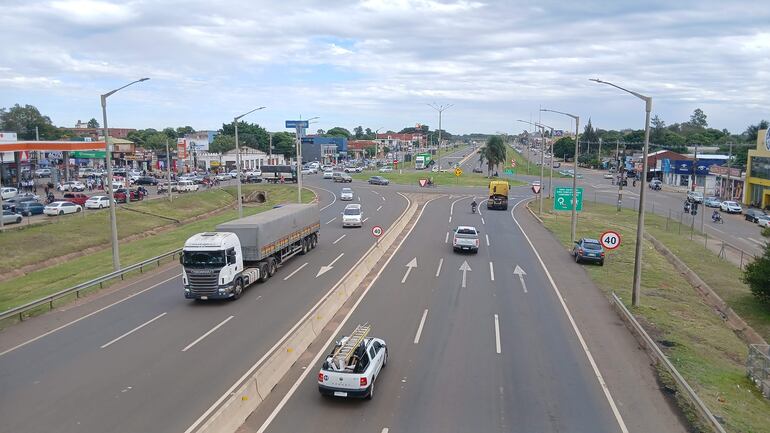VDB Ruta Py 02 que cruza por la ciudad de Caaguazú y que hoy en día se posiciona como una de las ciudades más importante del país.
