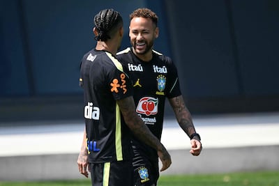 El sonriente Neymar, a su regreso a las actividades normales con la selección brasileña.