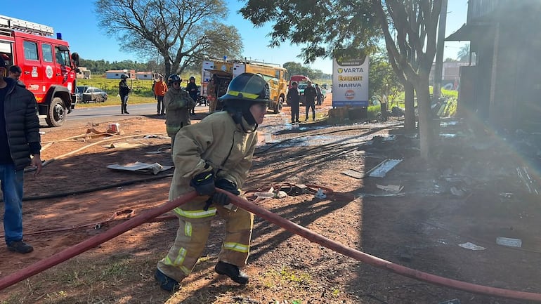 Los Bomberos de Caacupé trabajan en precarias condiciones.